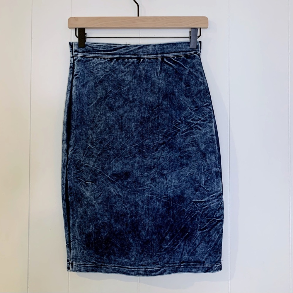 Foreign Exchange Acid Wash Denim-Look Pencil Skirt 3 •